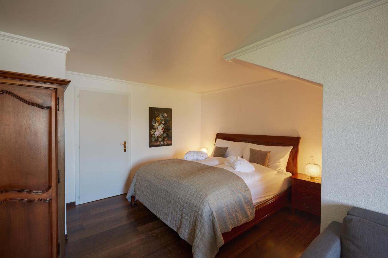 Schiff Am Hotel