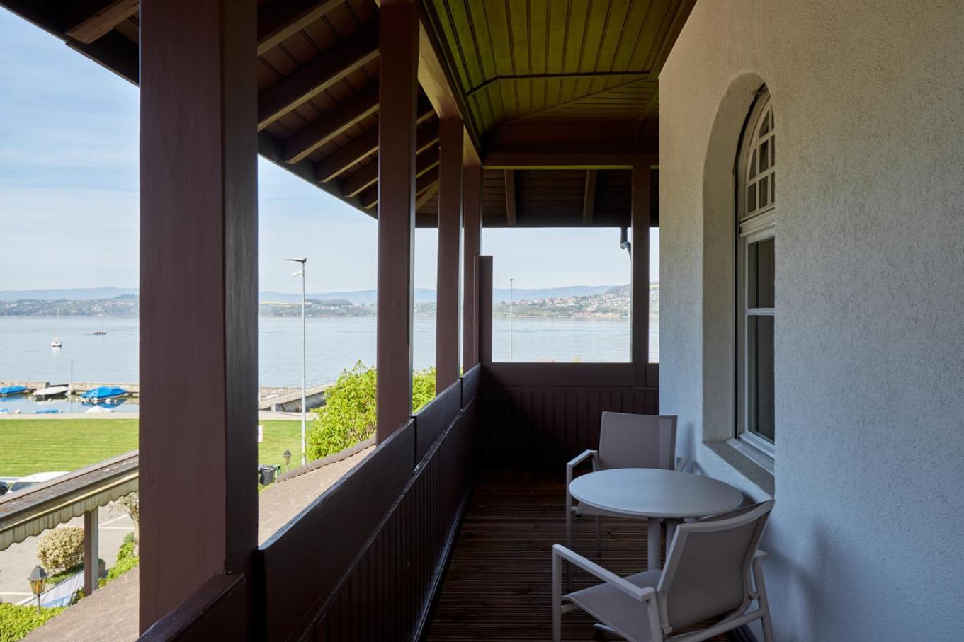 Schiff Am Hotel